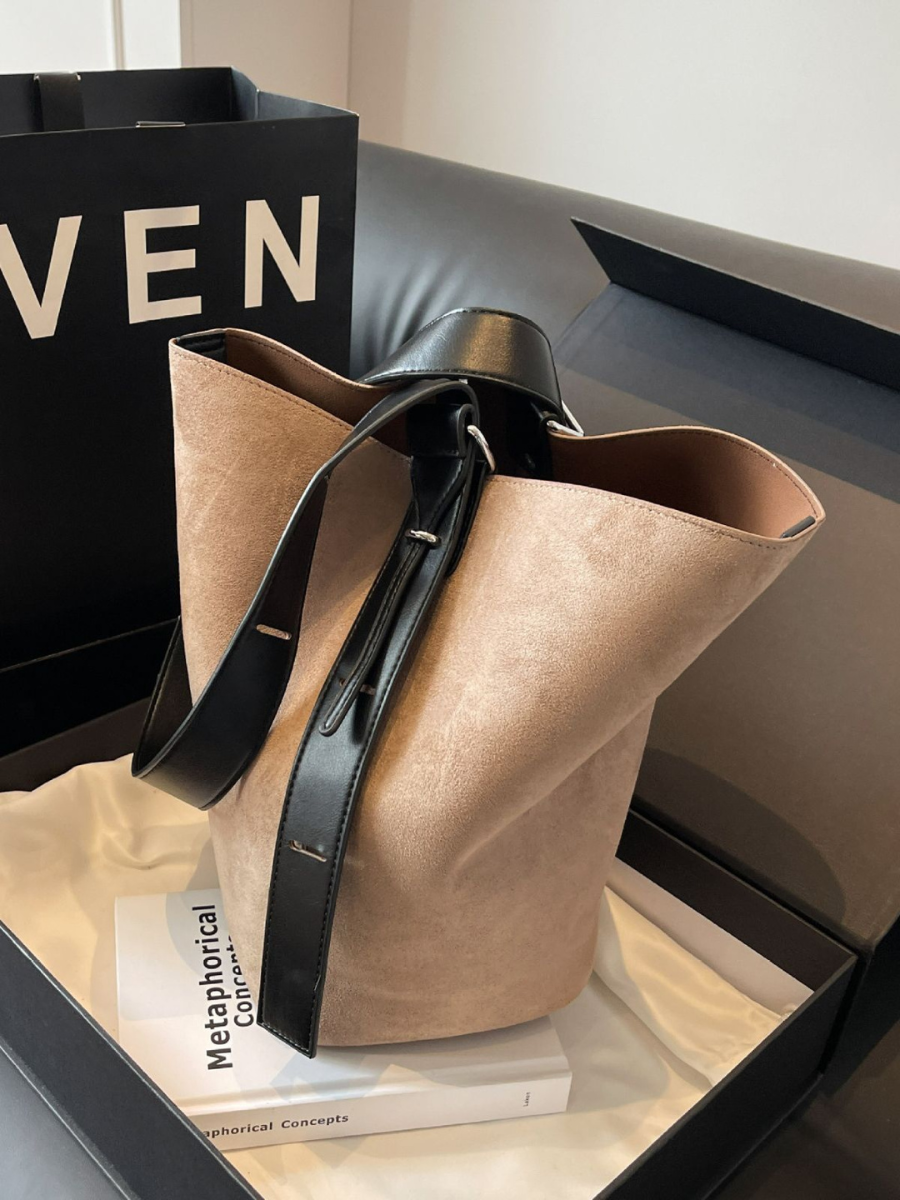Leather Wild-Bag